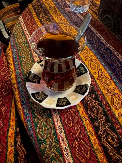 Típico Té Iraquí. Foto de Mariam Khalifa Bris