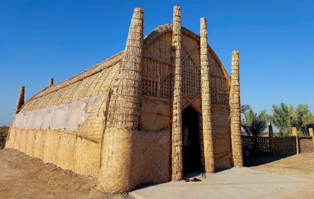 Casa en las Marismas de Irak. Foto Mariam Khalifa Bris
